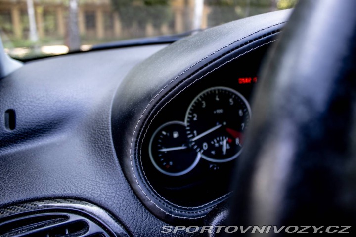 Peugeot 206 2.0 16V RC 2003
