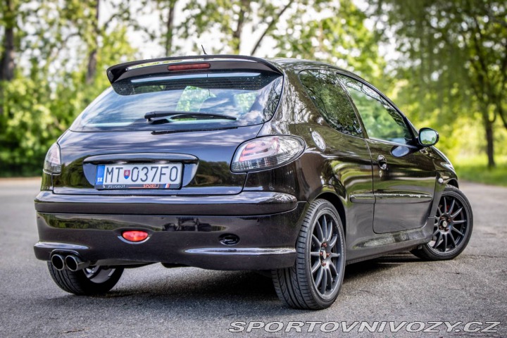 Peugeot 206 2.0 16V RC 2003
