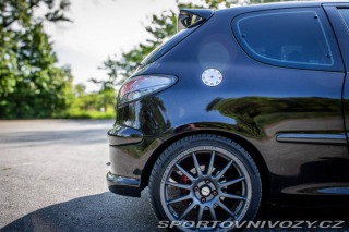 Peugeot 206 2.0 16V RC 2003