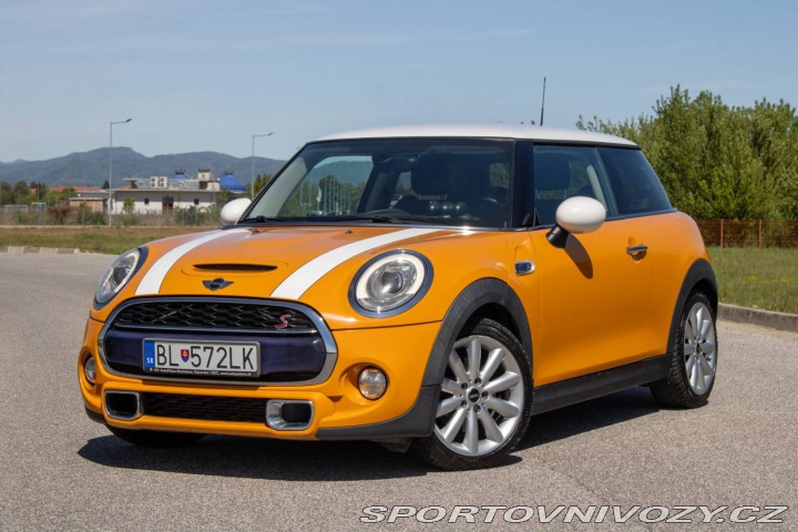 Mini Cooper S  D automat / AJ NA SPLÁ 2016