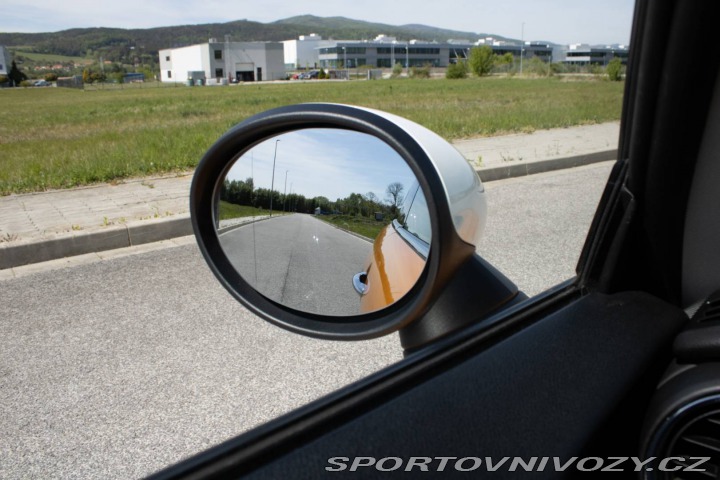 Mini Cooper S D automat / AJ NA SPLÁ 2016