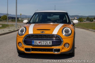Mini Cooper S  D automat / AJ NA SPLÁ 2016