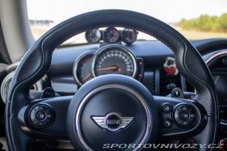 Mini Cooper S  D automat / AJ NA SPLÁ 2016
