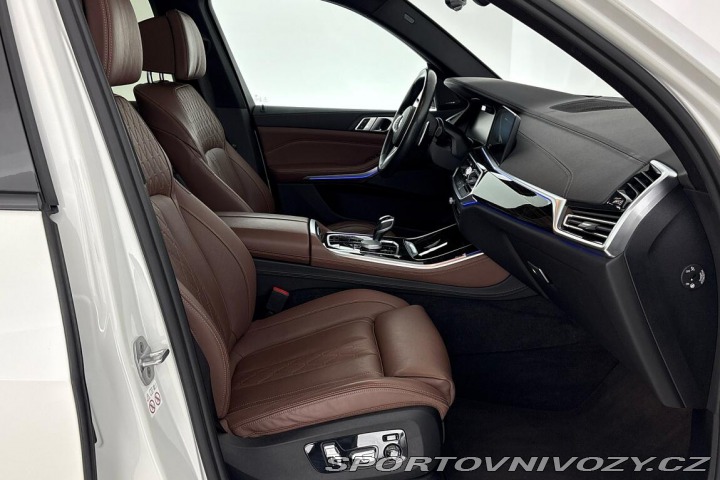 BMW X5 M50i 2019