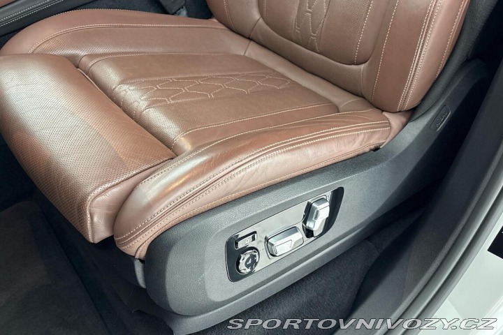 BMW X5 M50i 2019
