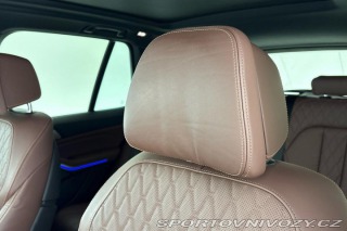 BMW X5 M50i 2019