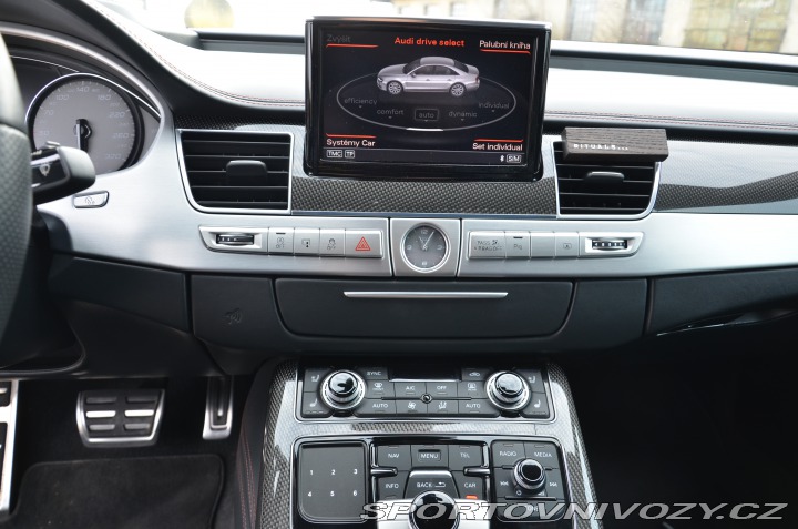 Audi S8 PLUS 2016