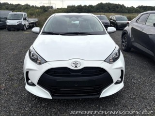 Toyota Yaris 1,5   Comfort HEV 116 CVT 1800