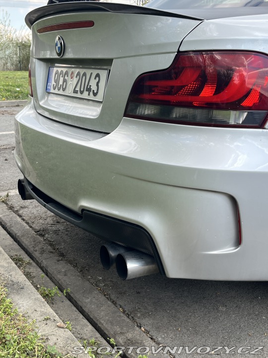 BMW 1  2009