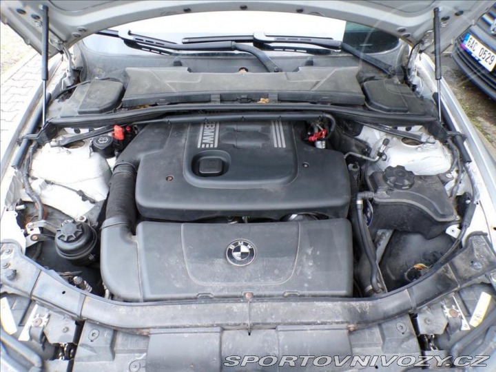 BMW 3 318d 2,0 XENONY 2006