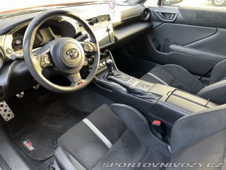 Toyota GR86  2024