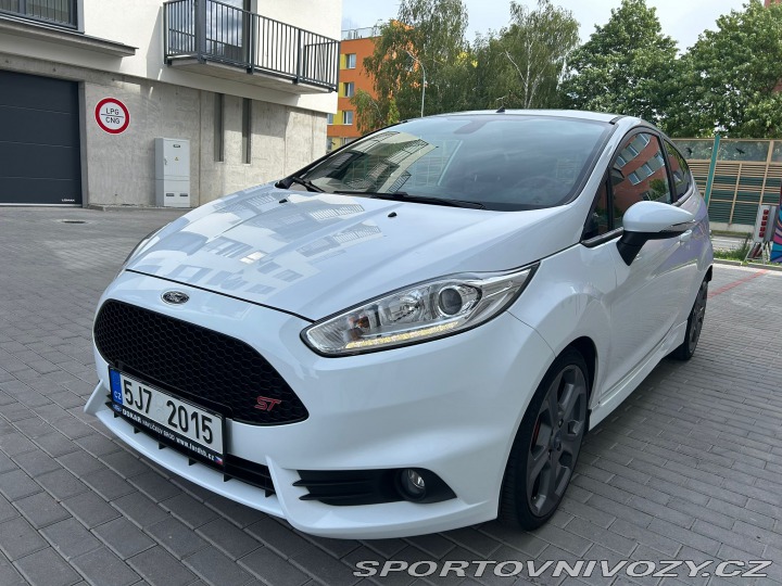 Ford Fiesta ST 2016
