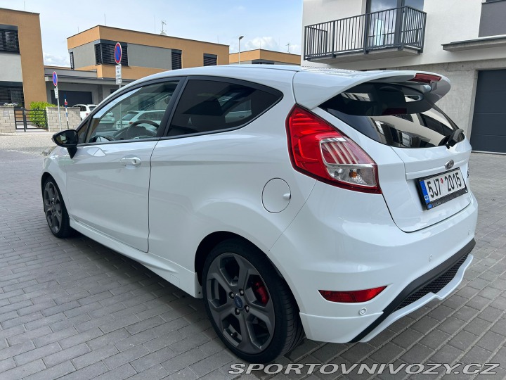 Ford Fiesta ST 2016