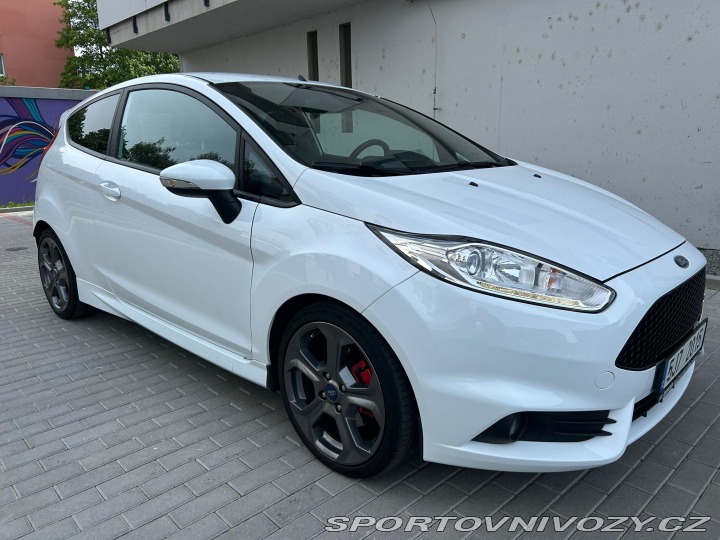 Ford Fiesta ST 2016