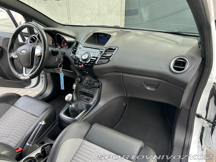 Ford Fiesta ST 2016