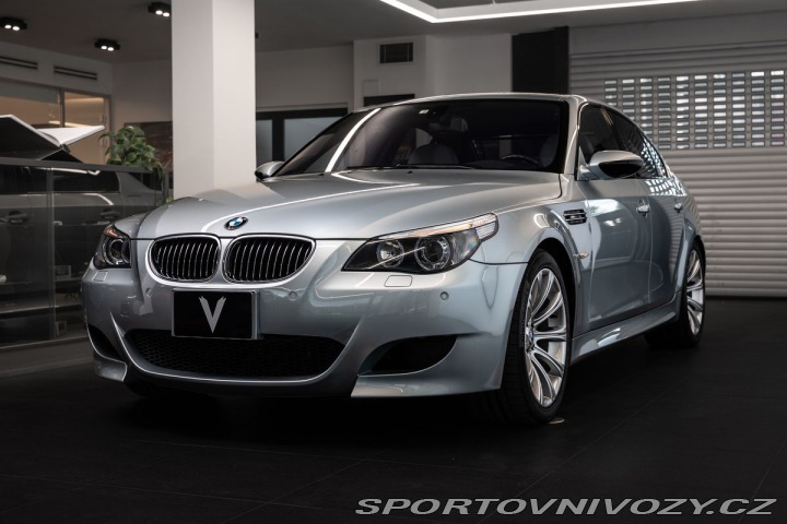 BMW M5 V10/SMG/CarPlay/Kamera 2005