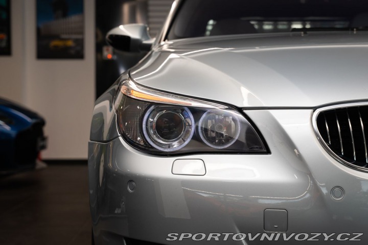 BMW M5 V10/SMG/CarPlay/Kamera 2005
