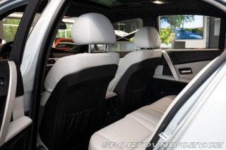 BMW M5 V10/SMG/CarPlay/Kamera 2005