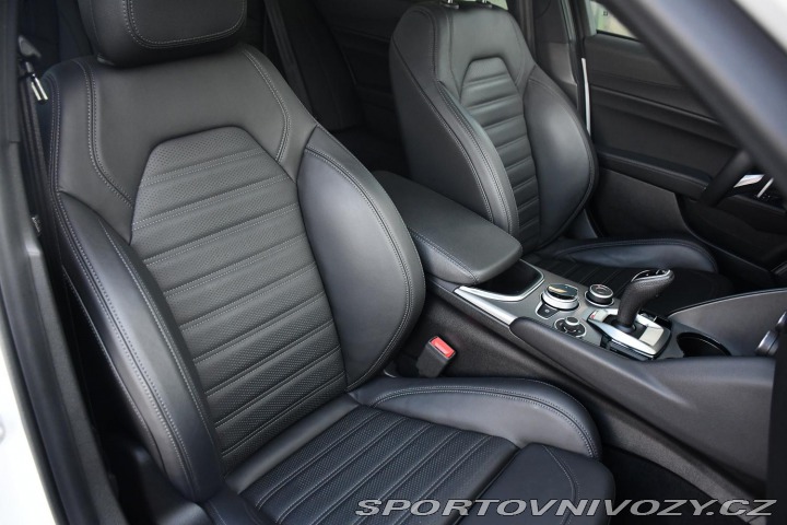 Alfa Romeo Giulia 2,0T 16V 206kW REZERVACE 2024