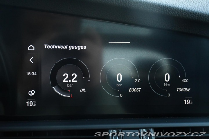 Alfa Romeo Giulia 2,0T 16V 206kW REZERVACE 2024