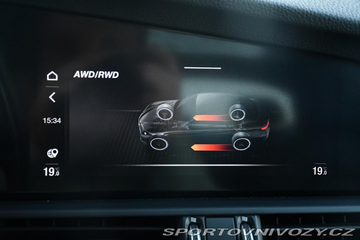 Alfa Romeo Giulia 2,0T 16V 206kW AT8-Q4 ZAD 2024