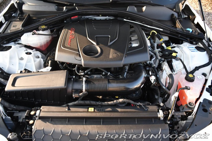 Alfa Romeo Giulia 2,0T 16V 206kW REZERVACE 2024