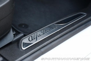 Alfa Romeo Giulia 2,0T 16V 206kW AT8-Q4 Vel 2024