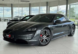 Porsche Taycan 4S Performance*Panorama*D