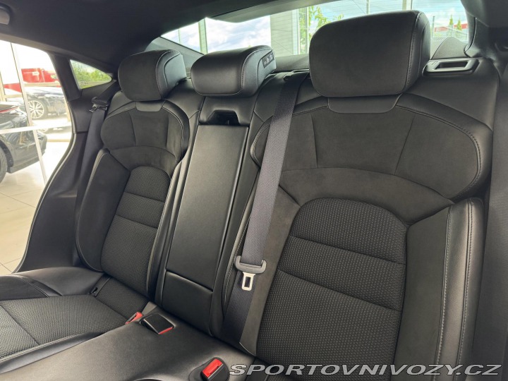 Porsche Taycan 4S Performance*Panorama*D 2020