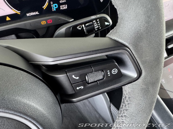 Porsche Taycan 4S Performance*REZERVACE! 2020
