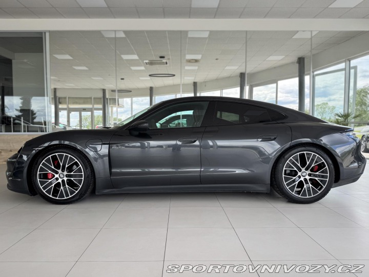 Porsche Taycan 4S Performance*REZERVACE! 2020