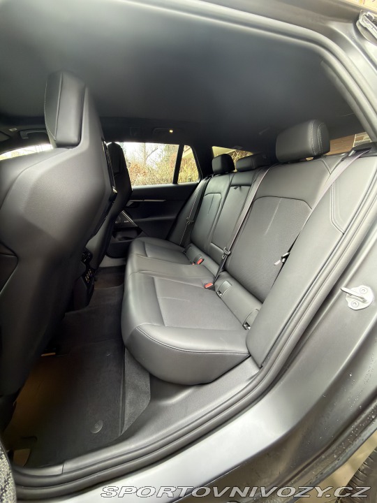 BMW 5 550e 2025
