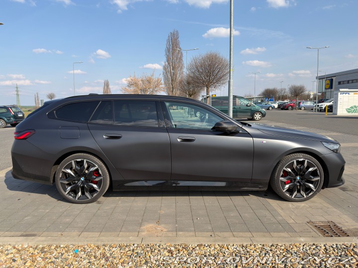 BMW 5 550e 2025
