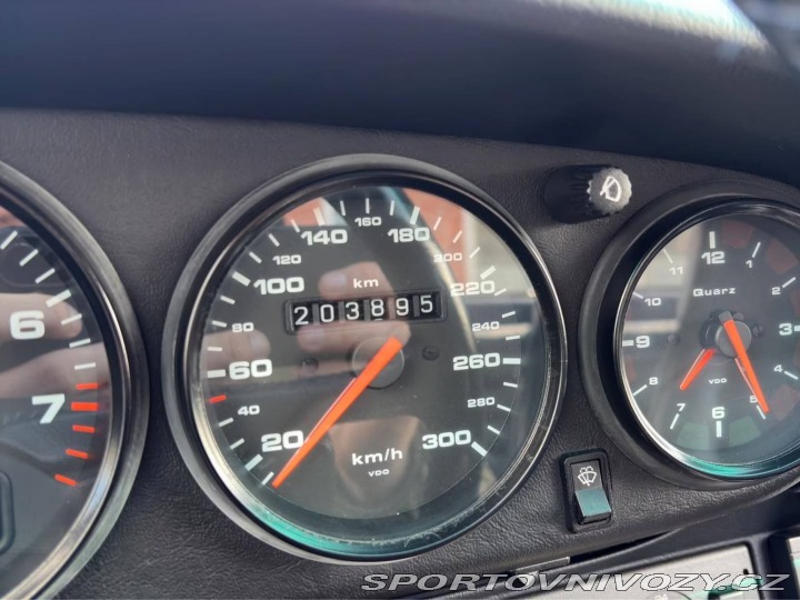 Porsche 911 Carrera 2 964 1992