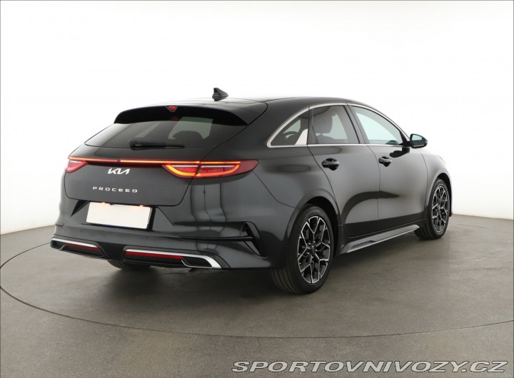 Kia ProCeed GT Line Plus 1.5 T-GDI 2022