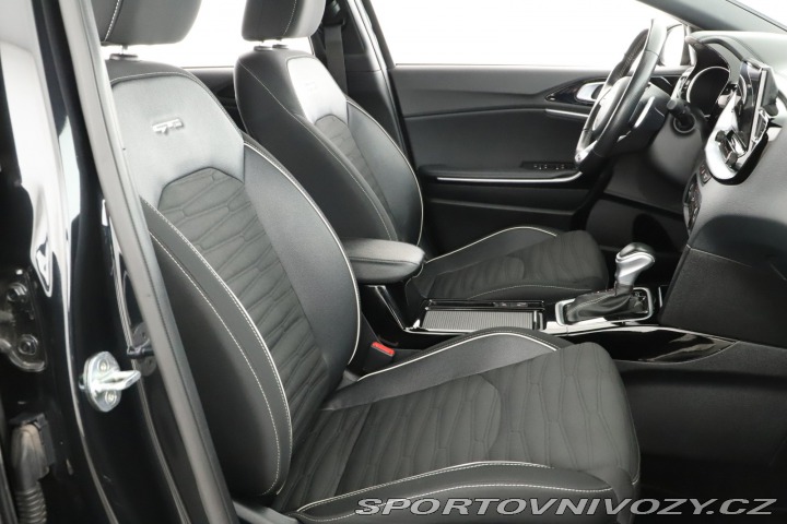Kia ProCeed GT Line Plus 1.5 T-GDI 2022