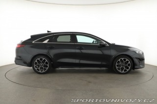 Kia ProCeed GT Line Plus 1.5 T-GDI 2022