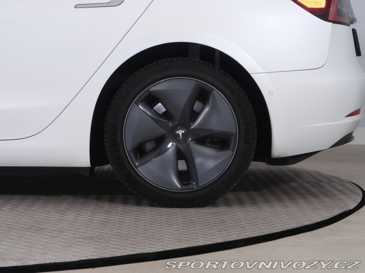 Tesla Model 3 Std Range Plus 52kWh 2020