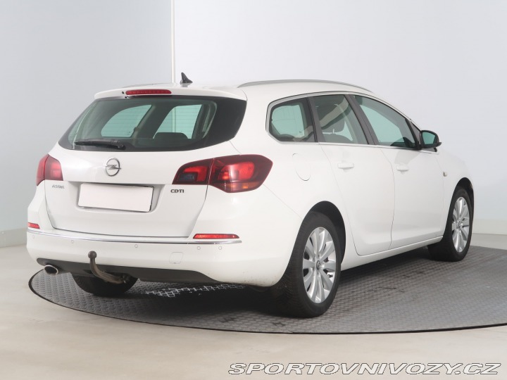 Opel Astra 2.0 CDTI 2016