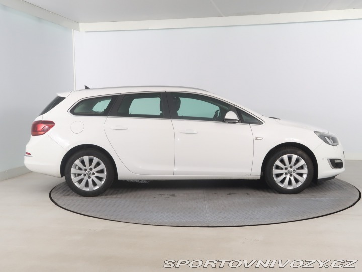 Opel Astra 2.0 CDTI 2016