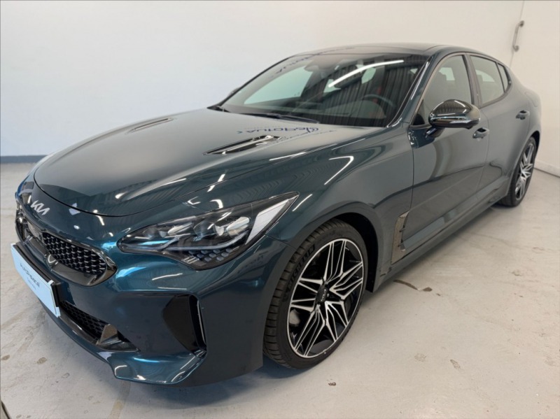 Kia Stinger 3,3 GT V6 269KW