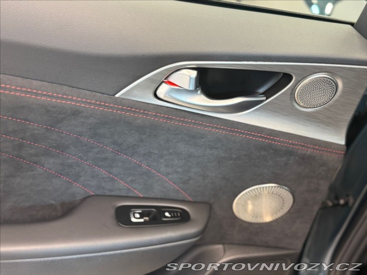 Kia Stinger 3,3 GT V6 269KW 2022