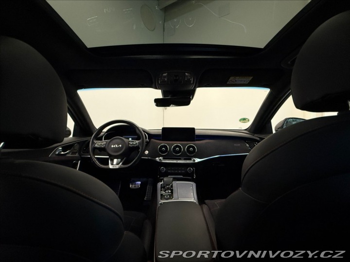 Kia Stinger 3,3 GT V6 269KW 2022