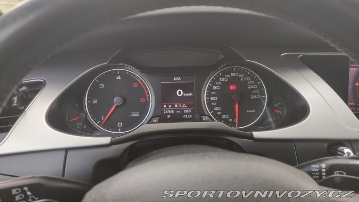 Audi A4 Avant 2,0   B8 2011