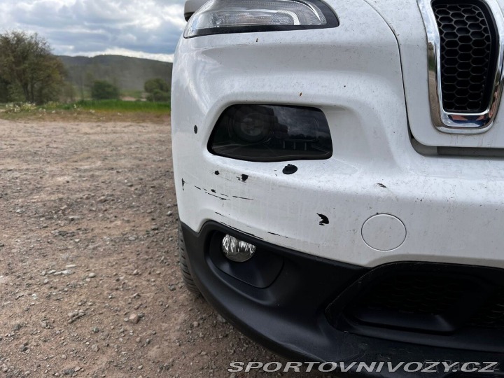 Ostatní značky Ostatní modely Jeep Cherokee 2,0   183 557km, + letní 2015
