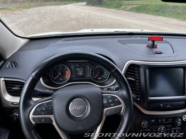 Ostatní značky Ostatní modely Jeep Cherokee 2,0   183 557km, + letní 2015