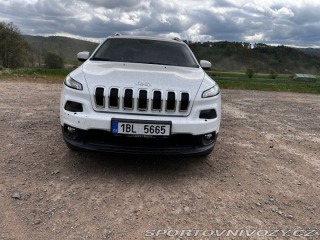 Ostatní značky Ostatní modely Jeep Cherokee 2,0   183 557km, + letní 2015
