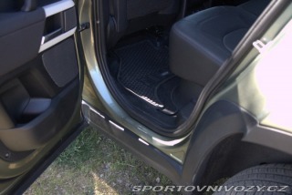 Ostatní značky Ostatní modely Land Rover Defender 3,0 110 1800