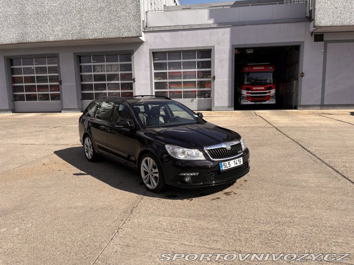 Škoda Octavia RS 2,0   RS 2009