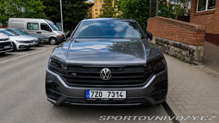 Volkswagen Ostatní modely Touareg 3,0   12/2021 86 tis. km 2021